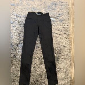 Victoria’s Secret knockout leggings